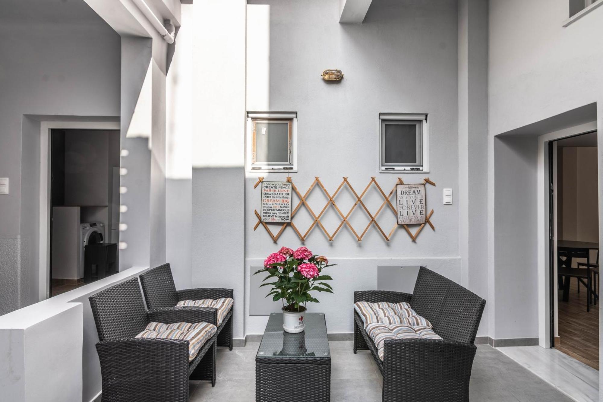 Gazi Home Athene Buitenkant foto